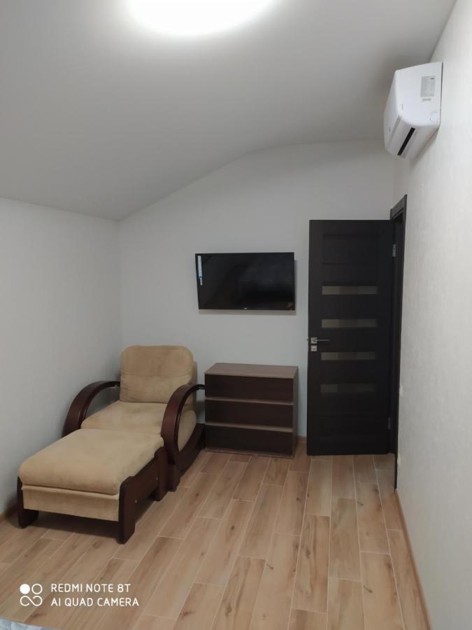 Reef Apartments Odessa Exterior foto